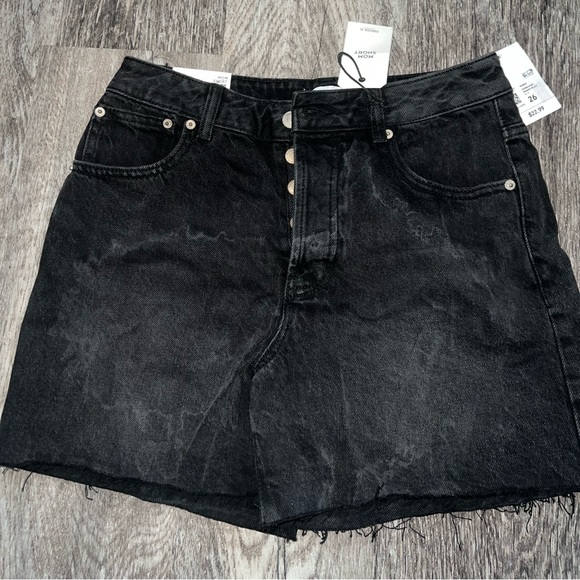 Forever 21 Pants - FOREVER 21 Mom Shorts